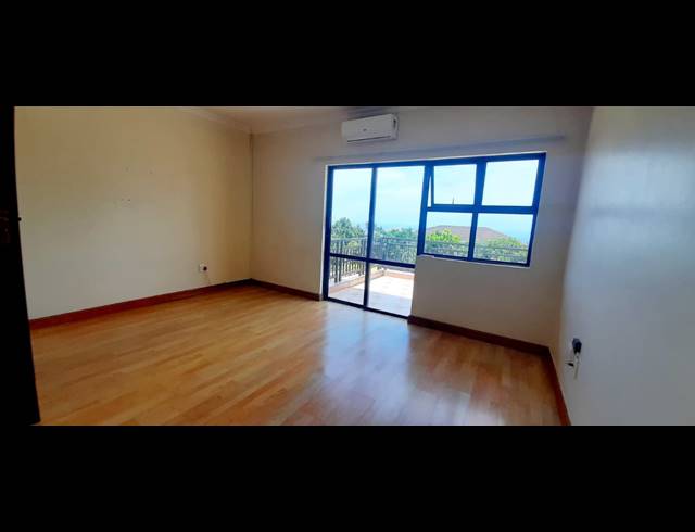 4 BEDROOM FREEHOLD FOR SALE IN IZINGA RIDGE